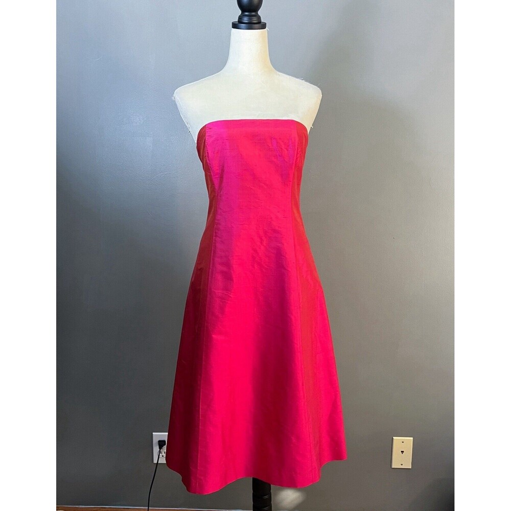 Simple Silhouettes NY Silk Dress S Pink Strapless Fit & Flare Knee Length Barbie